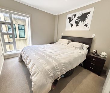 FULLY FURNISHED BELLAGIO APARTMENT! - Photo 3