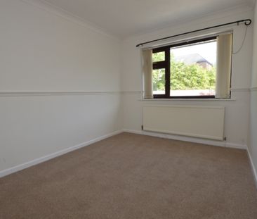 3 Bedroom Semi-Detached House - Photo 5