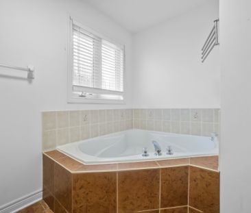 For Lease - 3664 Bala Drive, Mississauga, Ontario - Photo 2