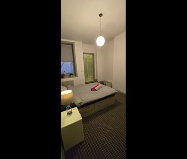 2 Bed Flat, Old Snow Hill, B4 - Photo 3