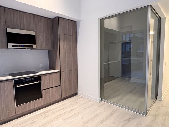 For Lease - 110 Broadway Avenue Unit# 408, Toronto, Ontario - Photo 1