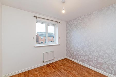 3 bedroom semi-detached house to rent - Photo 5