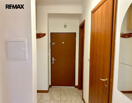 Pronájem bytu 1+1 v osobním vlastnictví 40 m², Praha 9 - Kbely - Photo 3