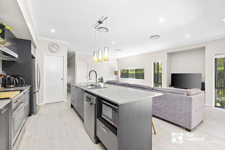 STUNNING FAMILY HOME IN BEAUTIFUL KINROSS ESTATE - Photo 3