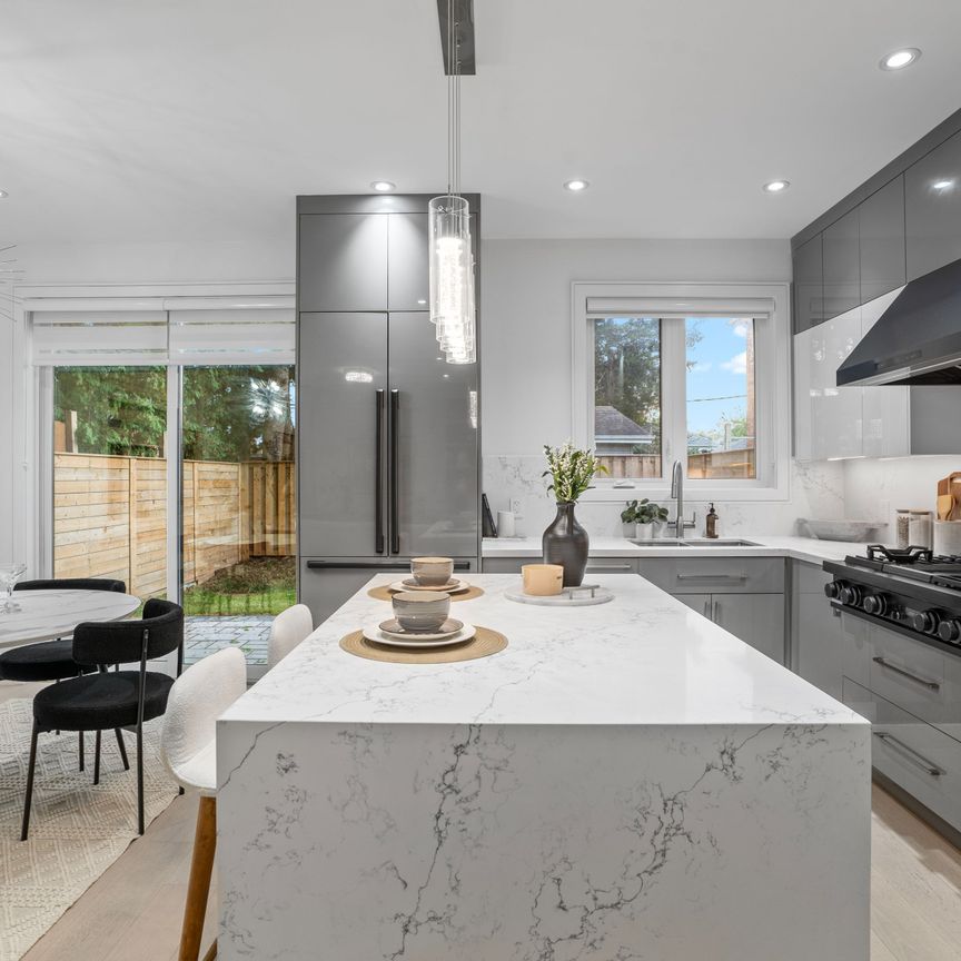 For Lease - 10A Benson Avenue, Mississauga, Ontario - Photo 1