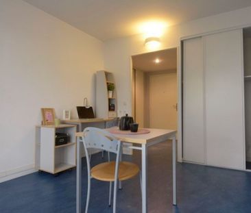 Résidence étudiante Les Trois Arpents Suresnes - Photo 2