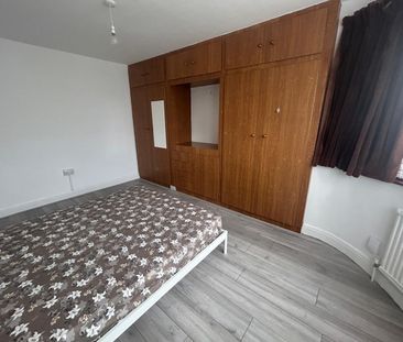 Room in a Shared House, Kathleen Avenue, HA0 - Photo 1