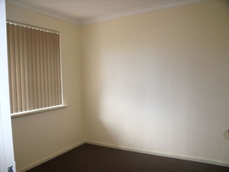 Neat & Tidy Duplex Located in Quiet Location & Great School Zones!!! - Photo 3