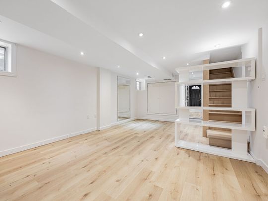 For Lease - 371 McRoberts Avenue Unit# Lower, Toronto, Ontario - Photo 1