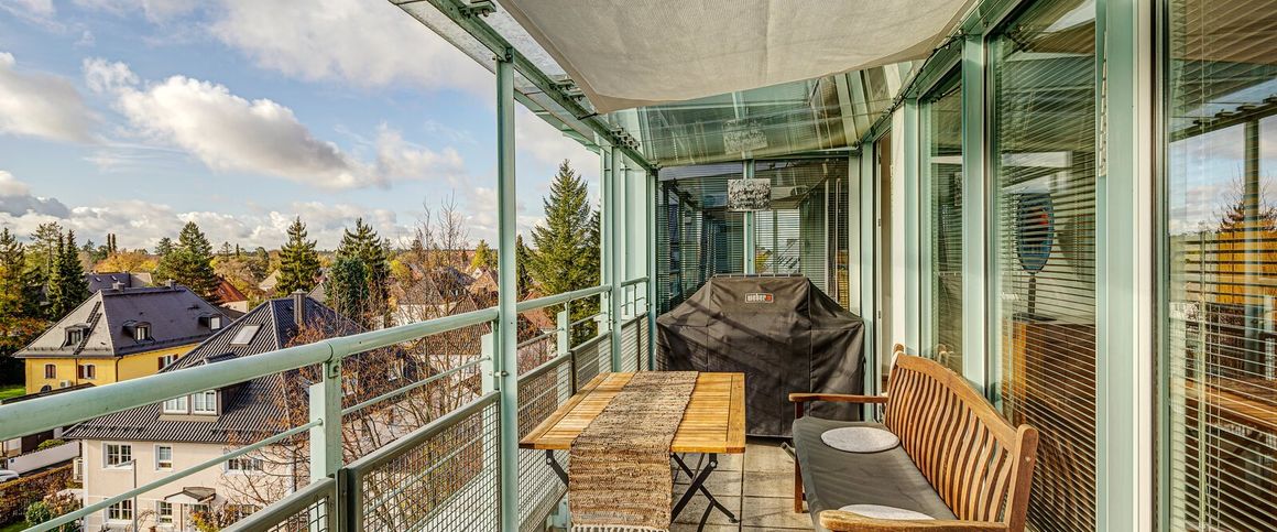 Maisonette apartment with balcony and roof terrace - Photo 1