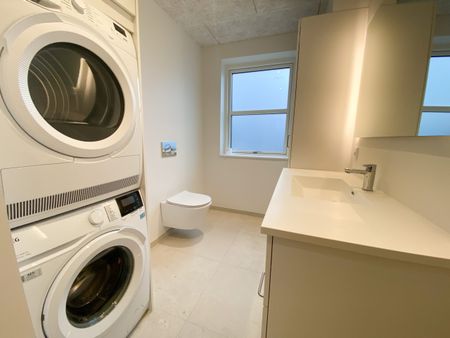 Totalrenoveret 4-værelses lejlighed i Vejgaard - Photo 2