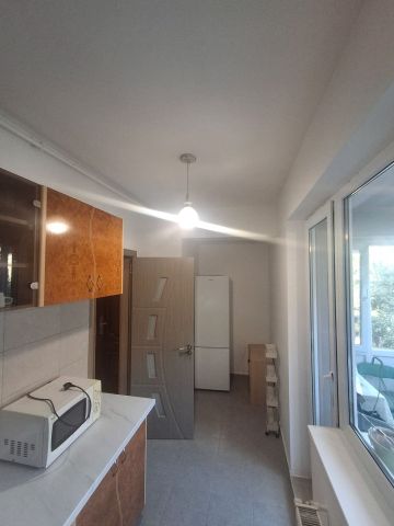 Garsonieră de închiriat, Popeștiinchiriez-Leordeni, 36 mp, decomandată - Fotografie 5