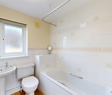 2 bedroom terraced house to rent - Photo 6