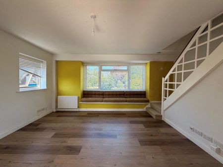2 bedroom maisonette to rent - Photo 4
