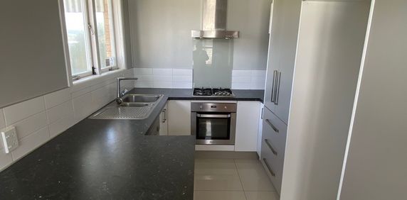 KONENE STREET - Photo 2