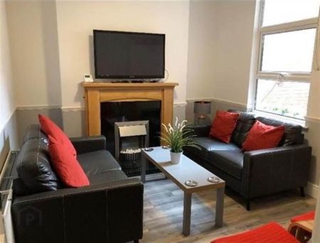 10 Stranmillis Park, Stranmillis, Belfast, BT9 5AU - Photo 2