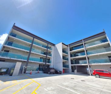 Fully Furnished Apartment! - Photo 1