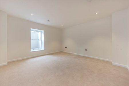 Goldhawk Road, W12 8DZ, London - Photo 2