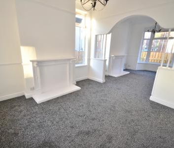 2 bedroom Terraced House To Let - Photo 4