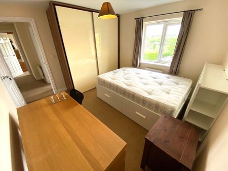 5 bedroom detached house to rent - Photo 5