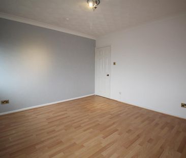 1 Bedroom Flat To Let - Photo 5