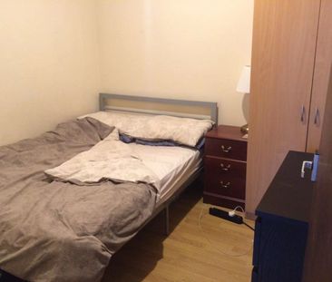 1 Bed Flat, Stirling Road, B16 - Photo 3