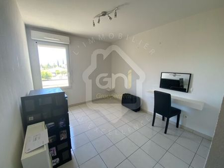 Location Appartement 3 pièces 63m² - Photo 4