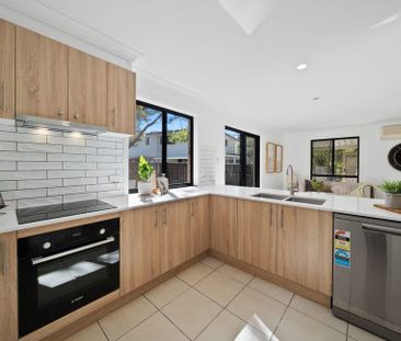 Fully Renovated Family Home - Photo 3