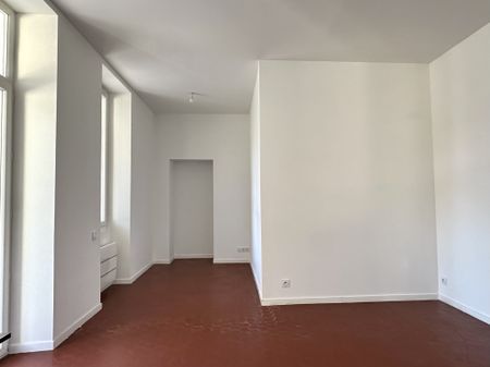 Location Appartement 3 pièces 64m² MARSEILLE 4ème - Photo 5