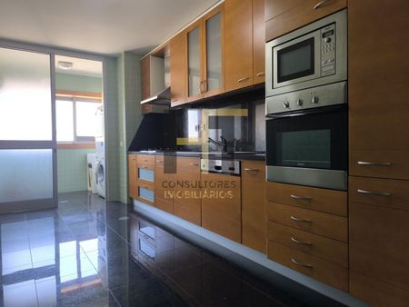 Apartamento T2+1 em Porto - Photo 4