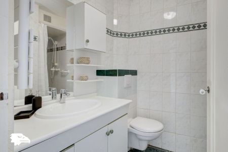 2232 - Location Appartement - 1 pièces - 37 m2 - Paris - - Photo 3