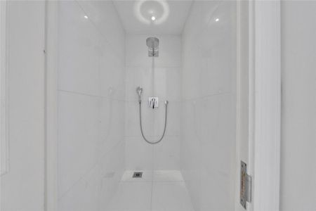 5 bedroom semi-detached house to rent - Photo 5