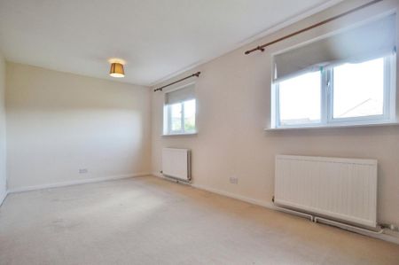 4 bedroom detached house to rent - Photo 5