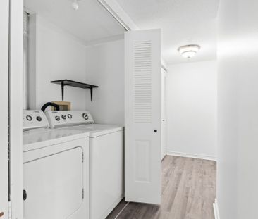 For Lease - 2760 Carousel Crescent Unit# 1111, Blossom Park - Airpo... - Photo 1