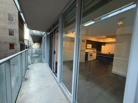 For Lease - 126 Simcoe Street Unit# 311, Toronto, Ontario - Photo 3