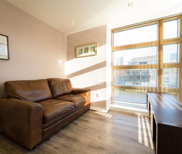 2 bedroom apartment to rent - Photo 4