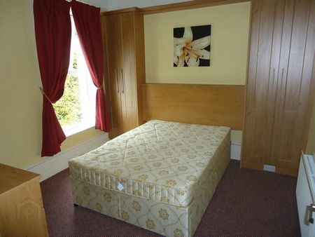 Apt 3 30 The Brook, Enniskillen, BT74 7EU - Photo 2