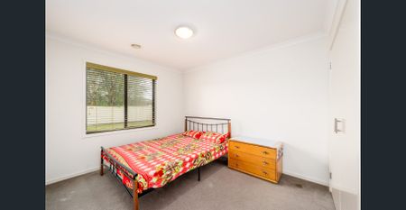 Modern Home in Quiet Court! - Photo 3