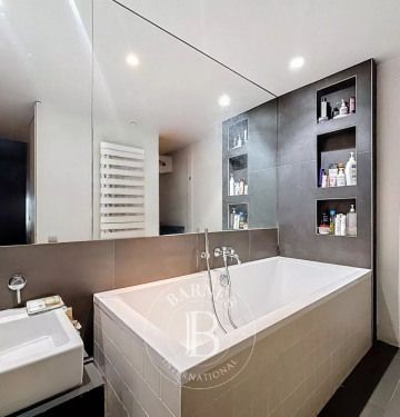 Appartement • Sentier-Bonne Nouvelle - Photo 3