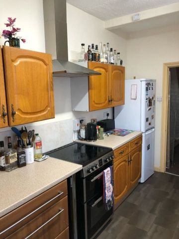 Room in a Shared House, Edward Road, BS4 - Photo 5