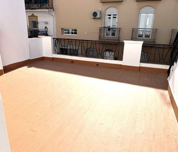 Alquiler de piso en Centro - Photo 5