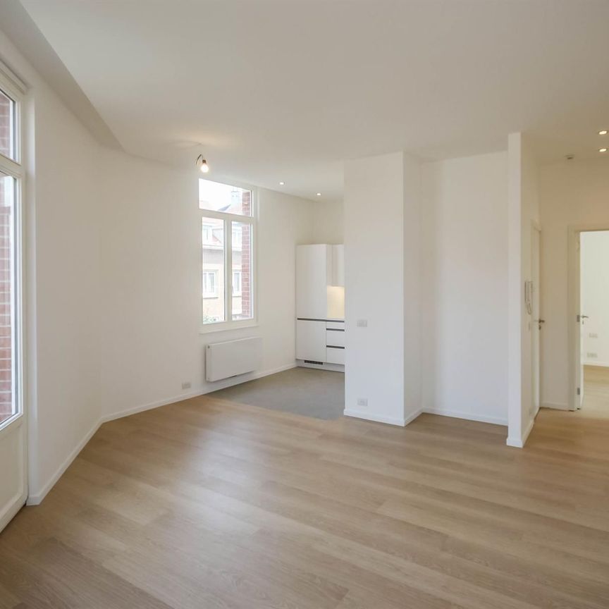 Appartement te huur - Foto 1