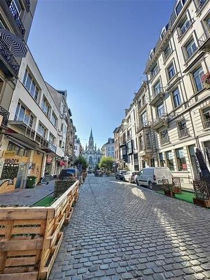 Appartement te huur - Photo 1