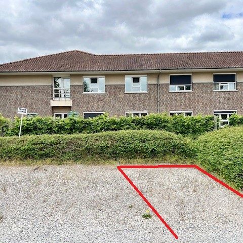 ENERGIEZUINIG APPARTEMENT MET AUTOSTAANPLAATS - Photo 1