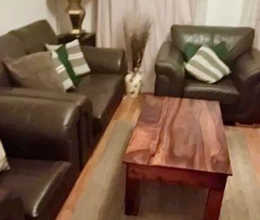 Room in a Shared Flat, Mantlet Close, SW16 - Photo 2