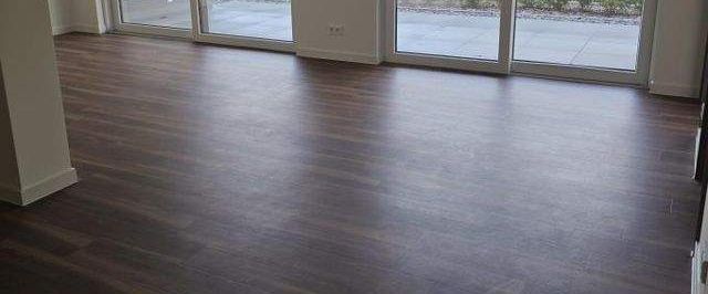 Ihr neues Zuhause im Erstbezug! 2 Exklusive Bäder, große Terrasse, Fußbodenheizung! - Foto 1