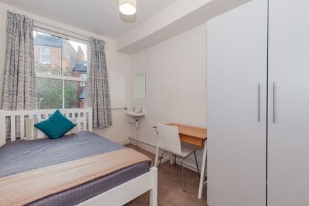 Cowley Road, Oxford - Photo 3