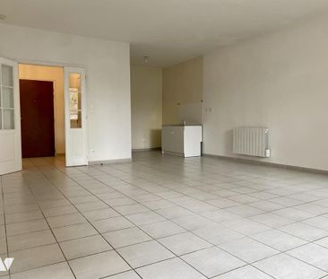 VALENCIENNES : Appartement T2 avec parking aérien fermé - Photo 2