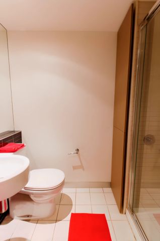 Standard Studio - Photo 5