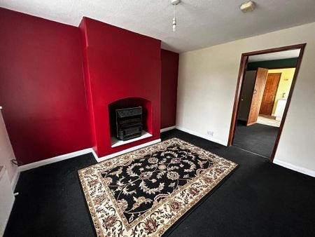 Main Street - Photo 2